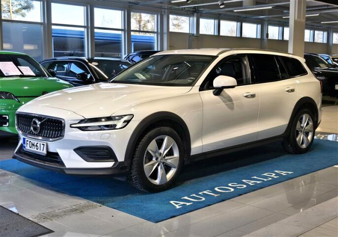 volvo V60 CROSS COUNTRY T5 AWD AUT. TAKUU 24KK/40TKM
