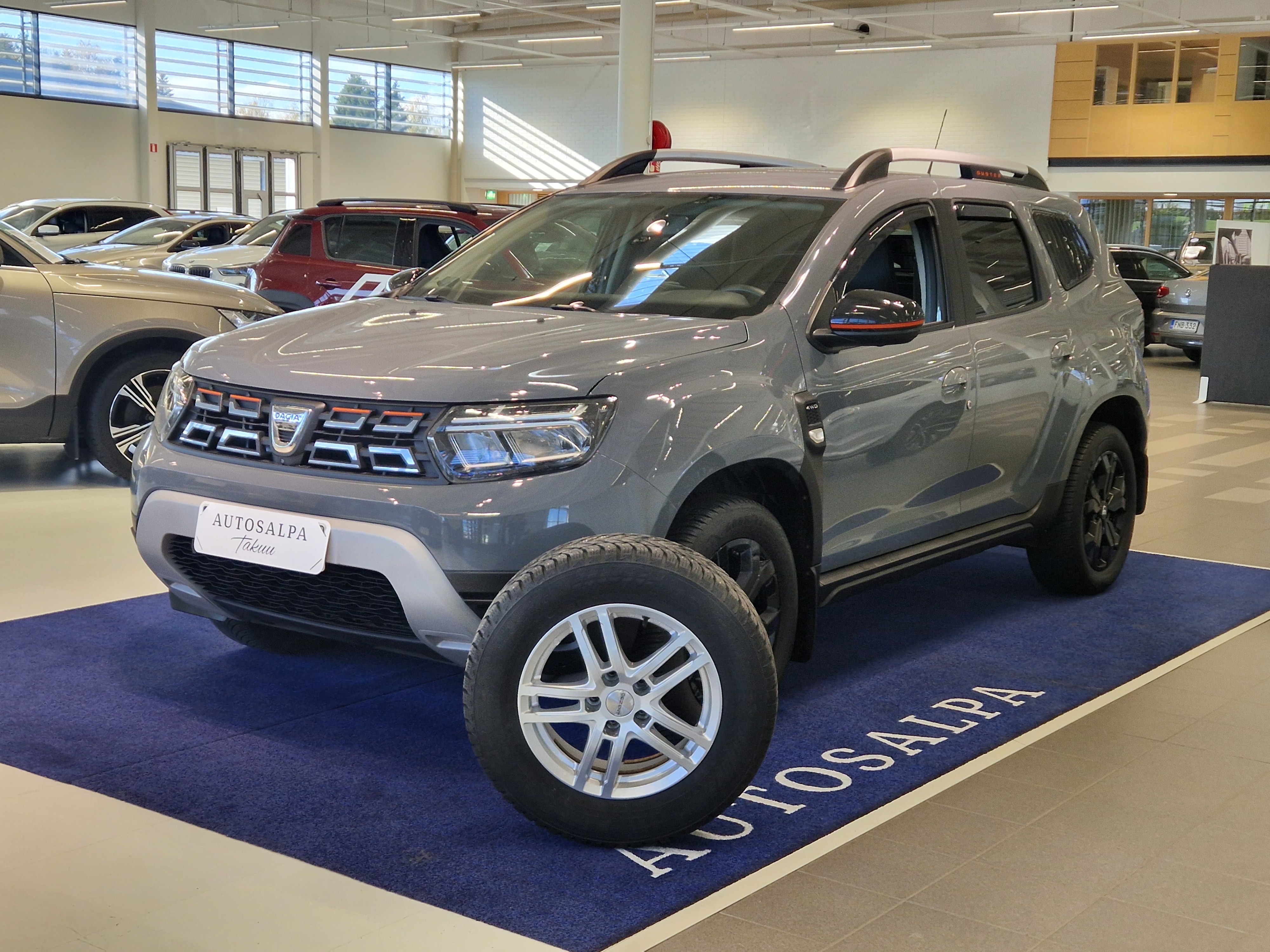 Dacia Duster TCe 150 4x4 Extreme 2022, bild 2/15
