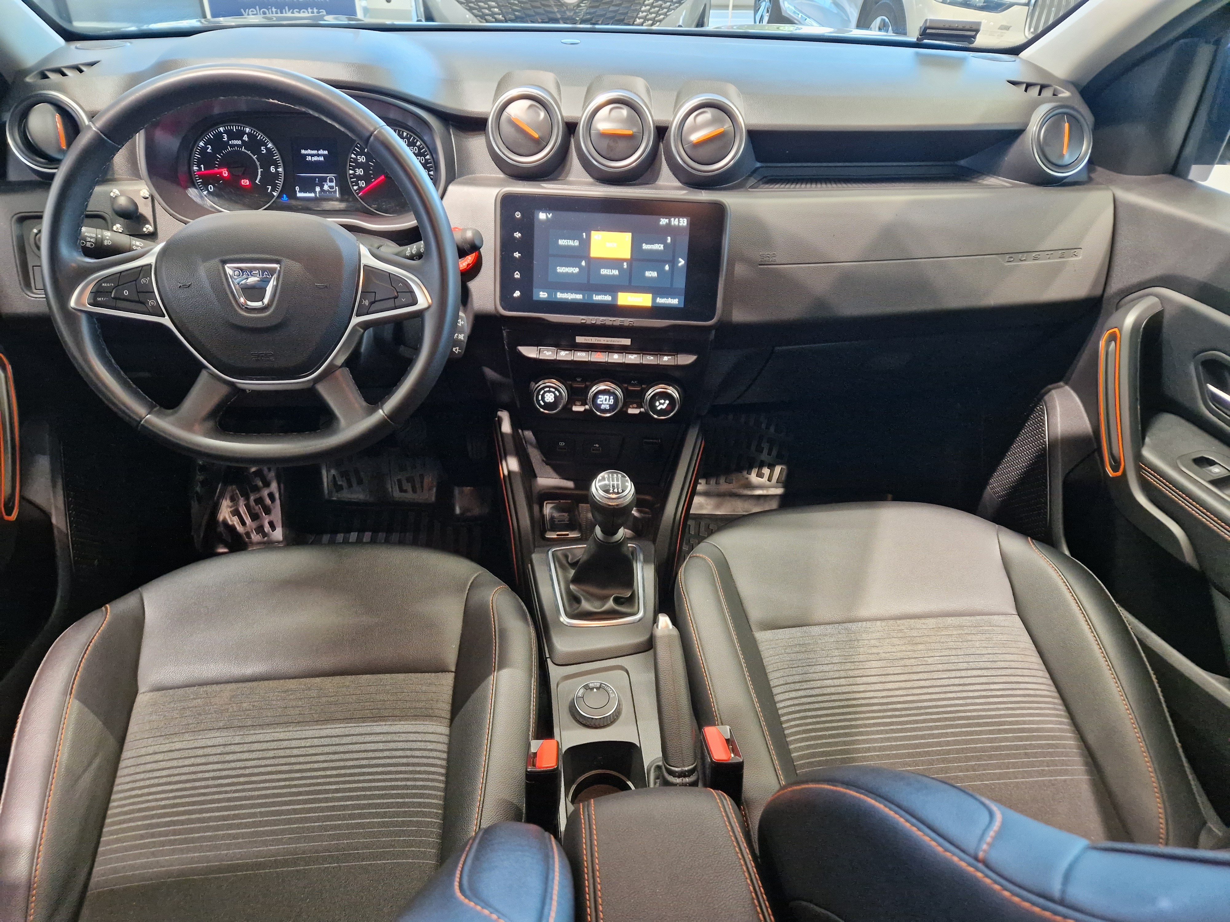 Dacia Duster TCe 150 4x4 Extreme 2022, bild 6/15