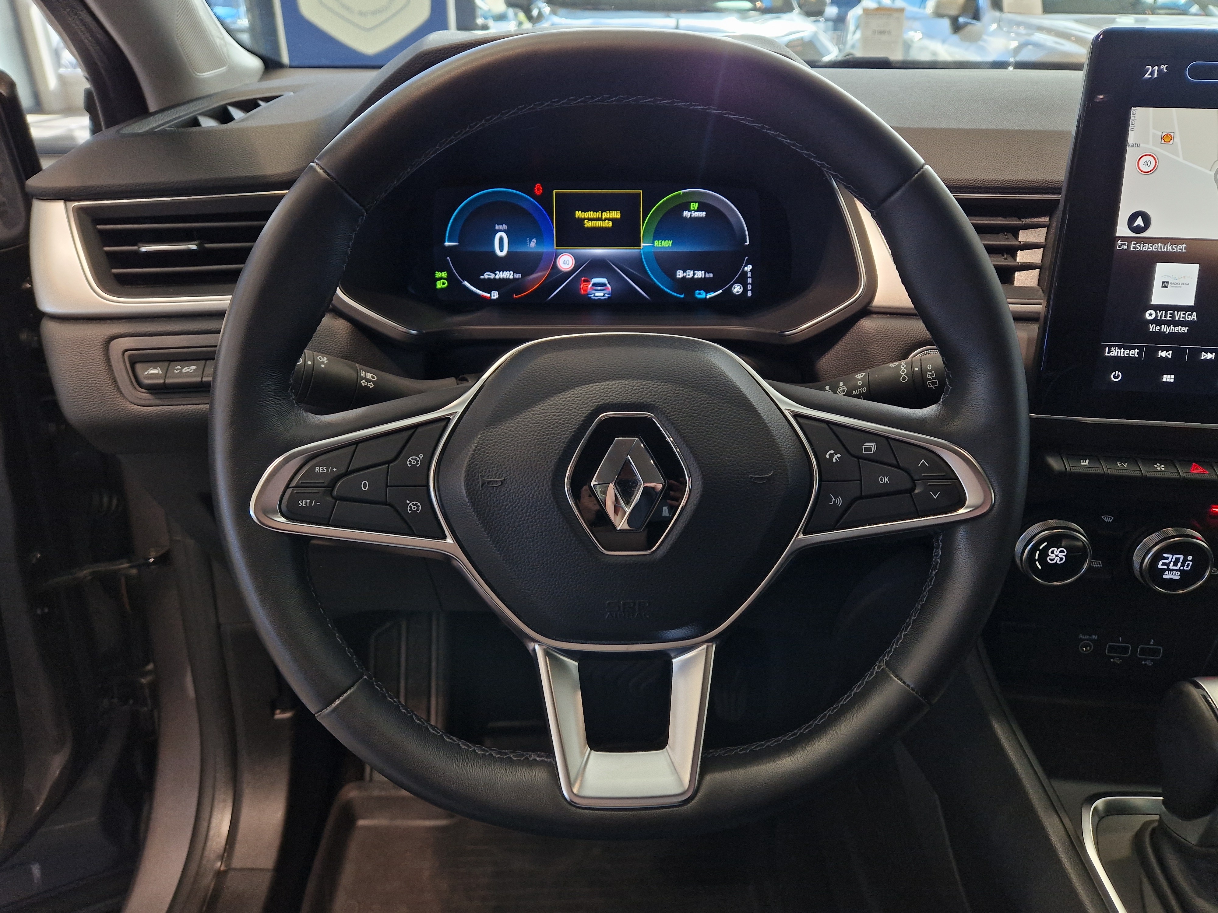 Renault Captur 2022, photo 6/17