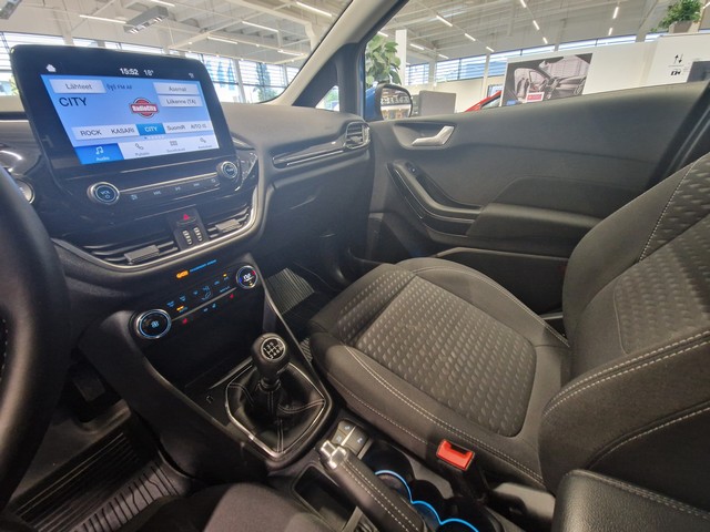 Ford FIESTA 1,0 ECOBOOST HYBRID (MHEV) 125HV M6 TITANIUM 5-OVI