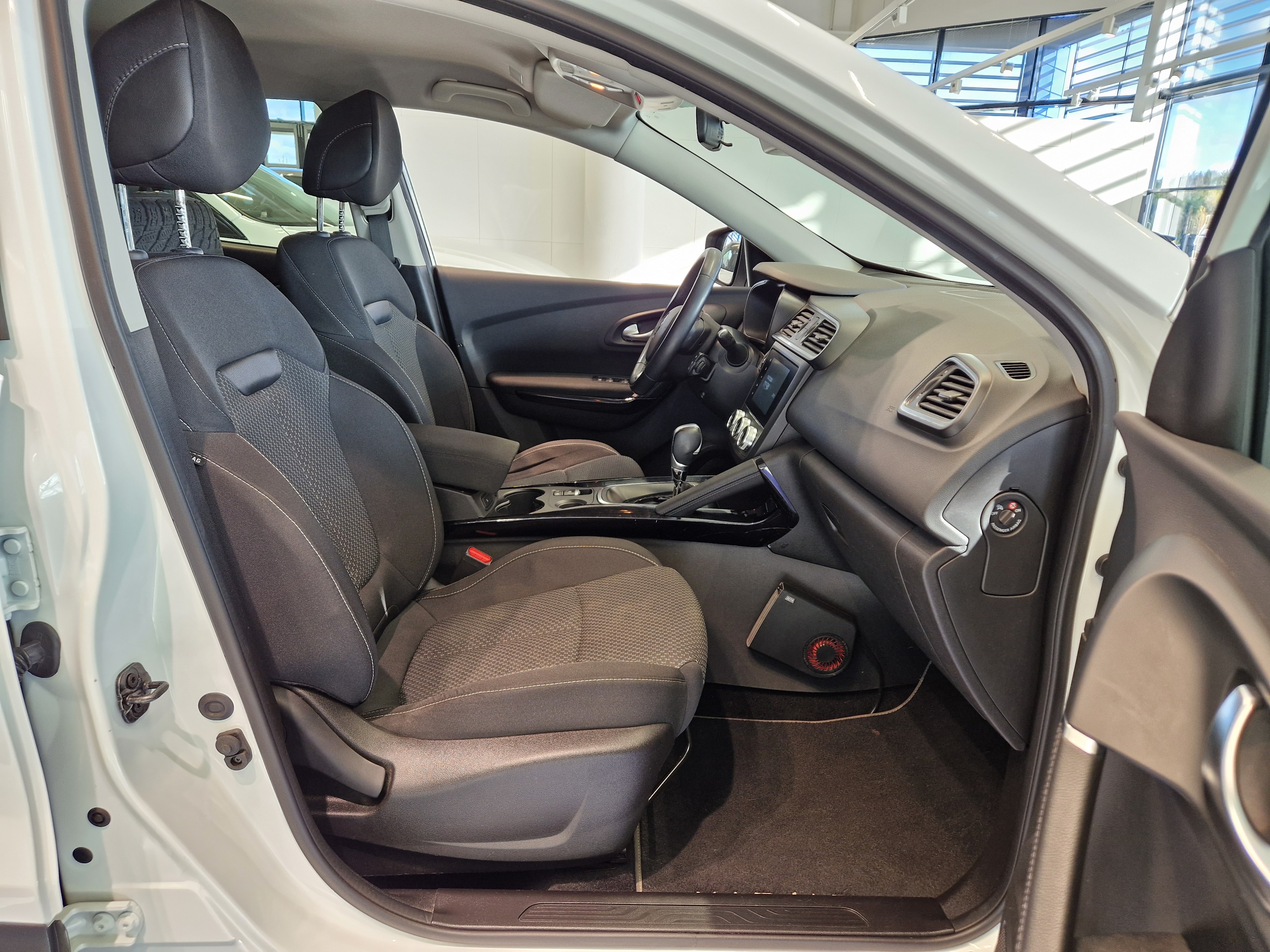 Renault KADJAR TCE 140 EDC7-AUT ZEN