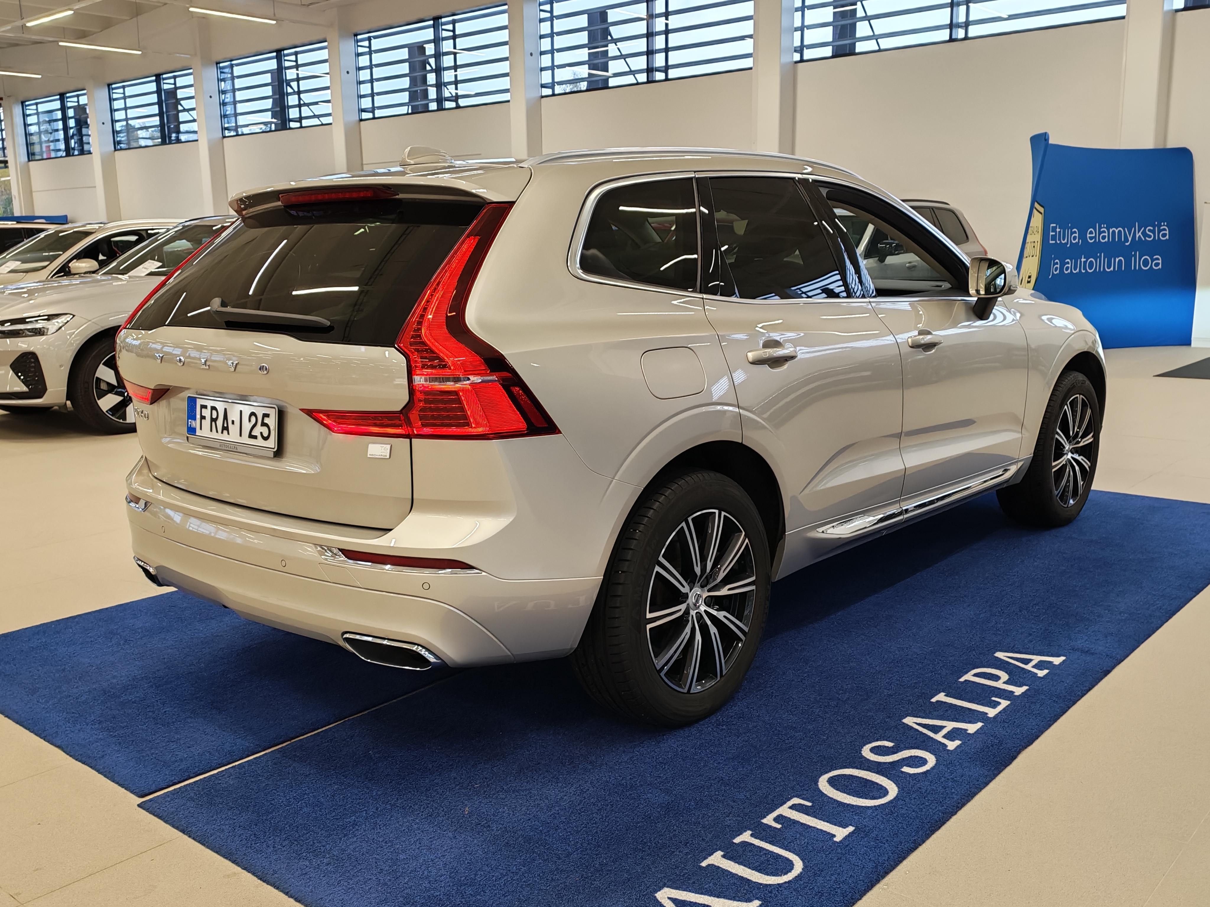 Volvo XC60 T6 TwE AWD Inscription 2021, bild 3/22