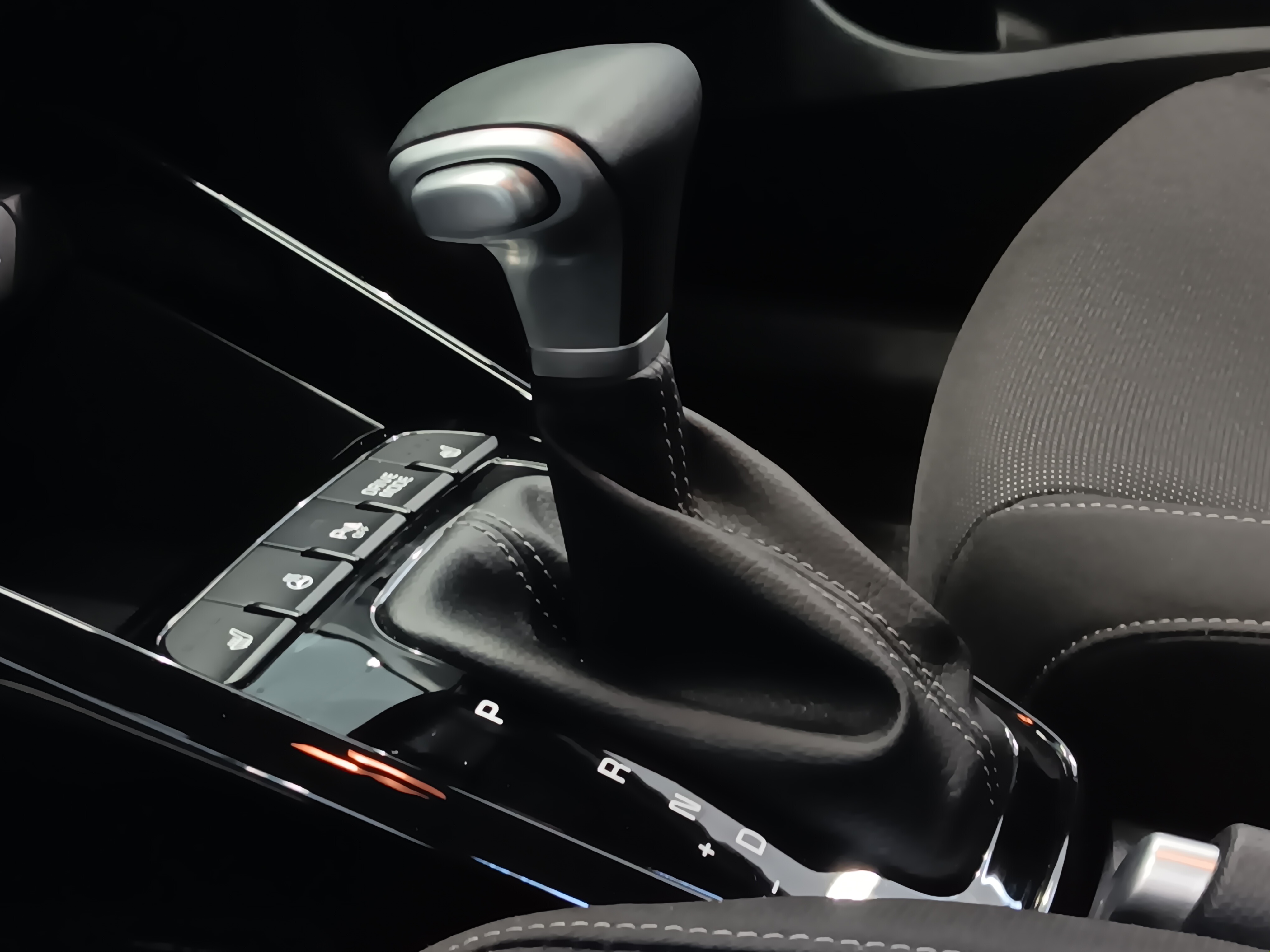 Kia RIO 1,0 T-GDI 100HV EX DCT