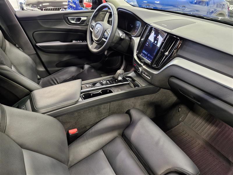 Volvo XC60 T8 AWD Long Range Plus Dark 2023, kuva 7/25
