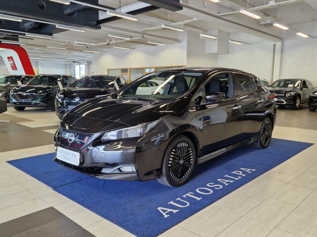 nissan LEAF N-CONNECTA MY22 39 KWH LED FI TAKUU 24KK/40TKM