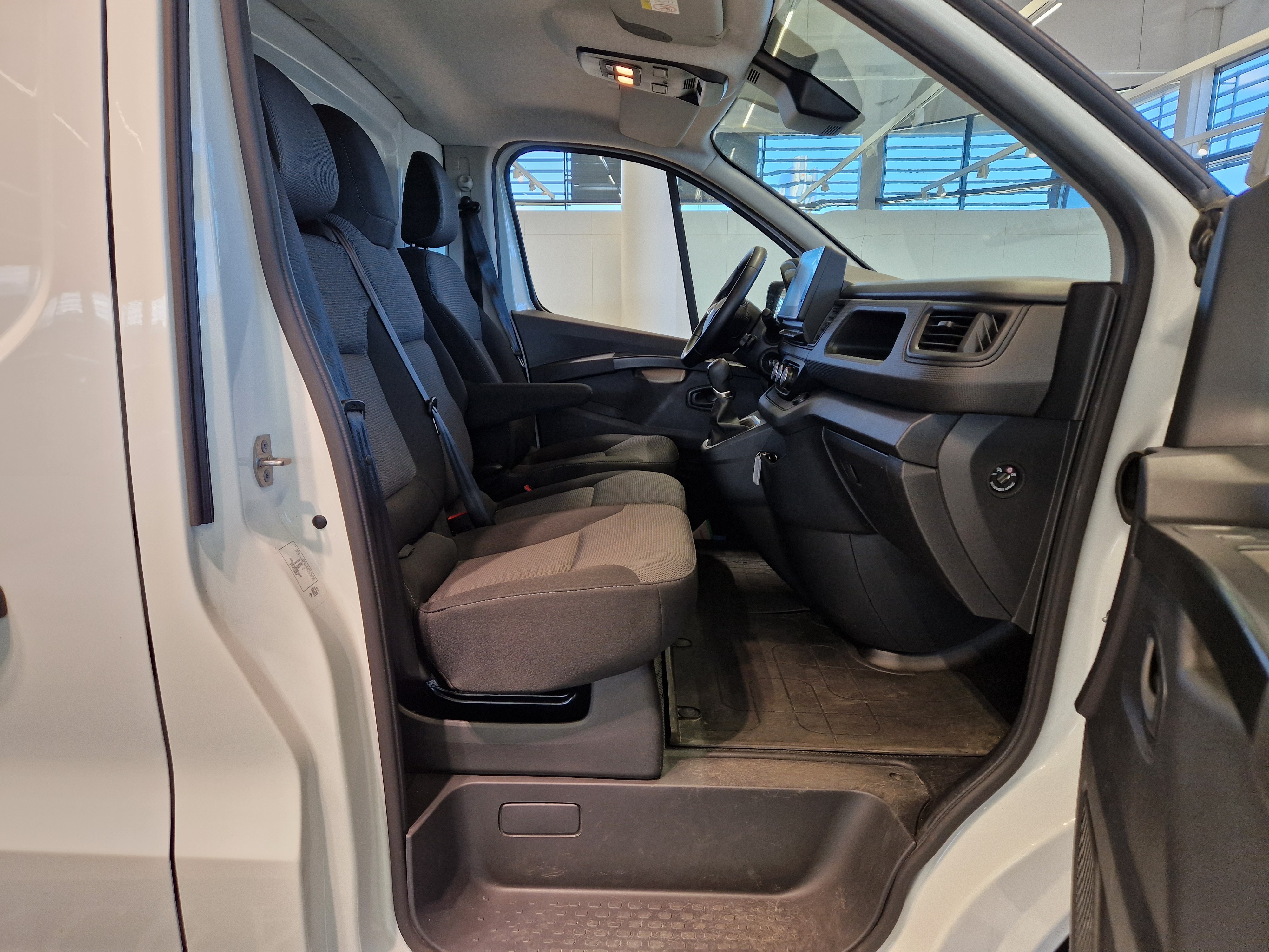 Renault TRAFIC BLUE DCI 150 EDC-AUT. L2H1 6,7M3 NORDIC EDITION