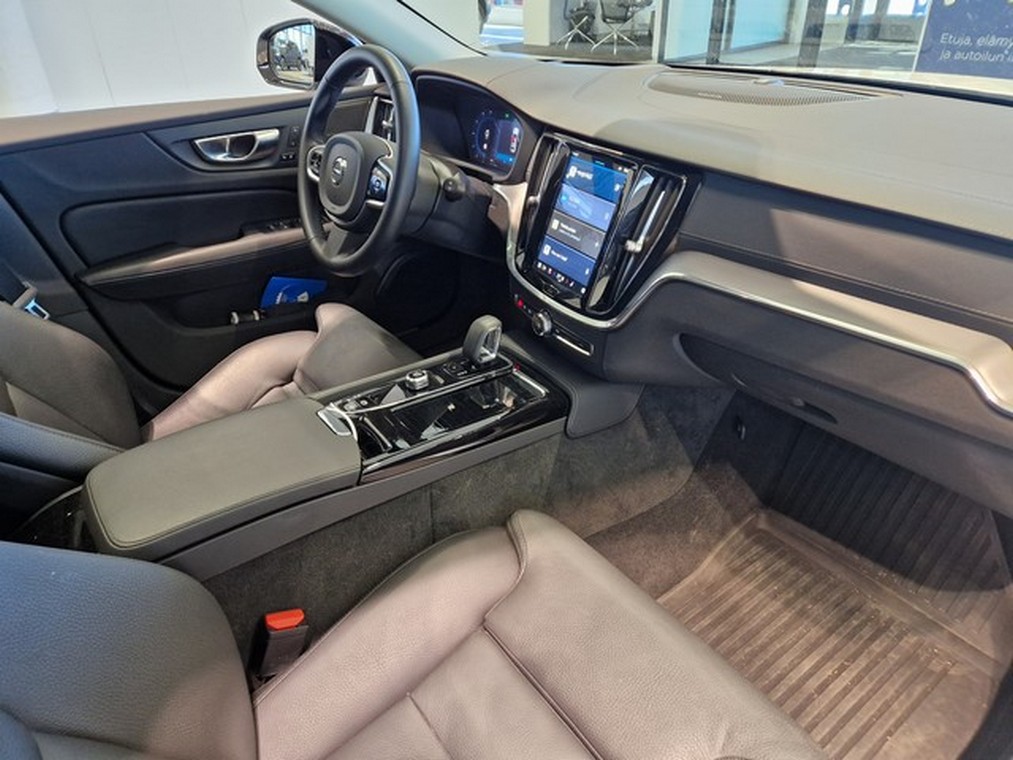 Volvo V60 T8 AWD LONG RANGE ULTRA DARK AUT