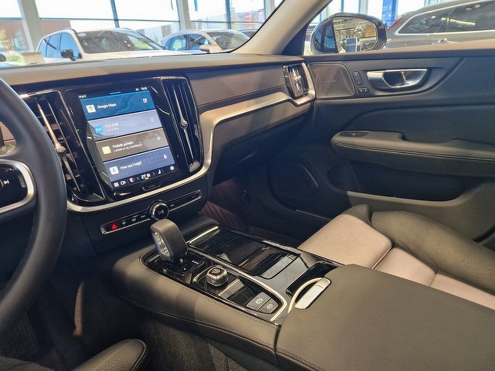 Volvo V60 T8 AWD LONG RANGE ULTRA DARK AUT
