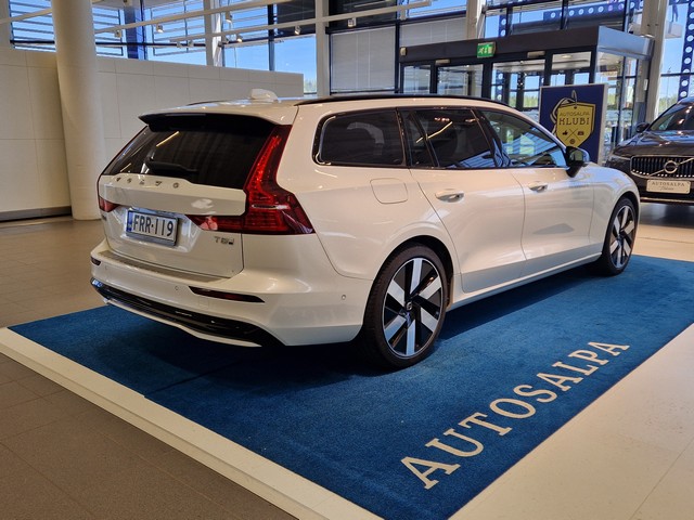 Volvo V60 T8 AWD LONG RANGE ULTRA DARK AUT