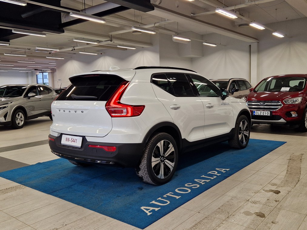 Volvo EX40 2025, kuva 2/15