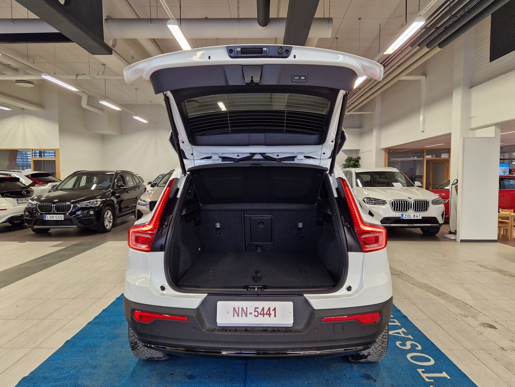 Volvo EX40 2025, kuva 3/15