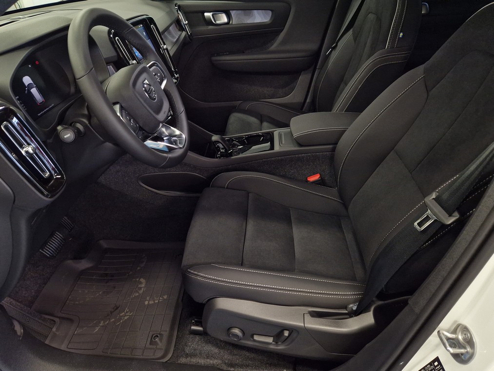 Volvo EX40 2025, kuva 5/15