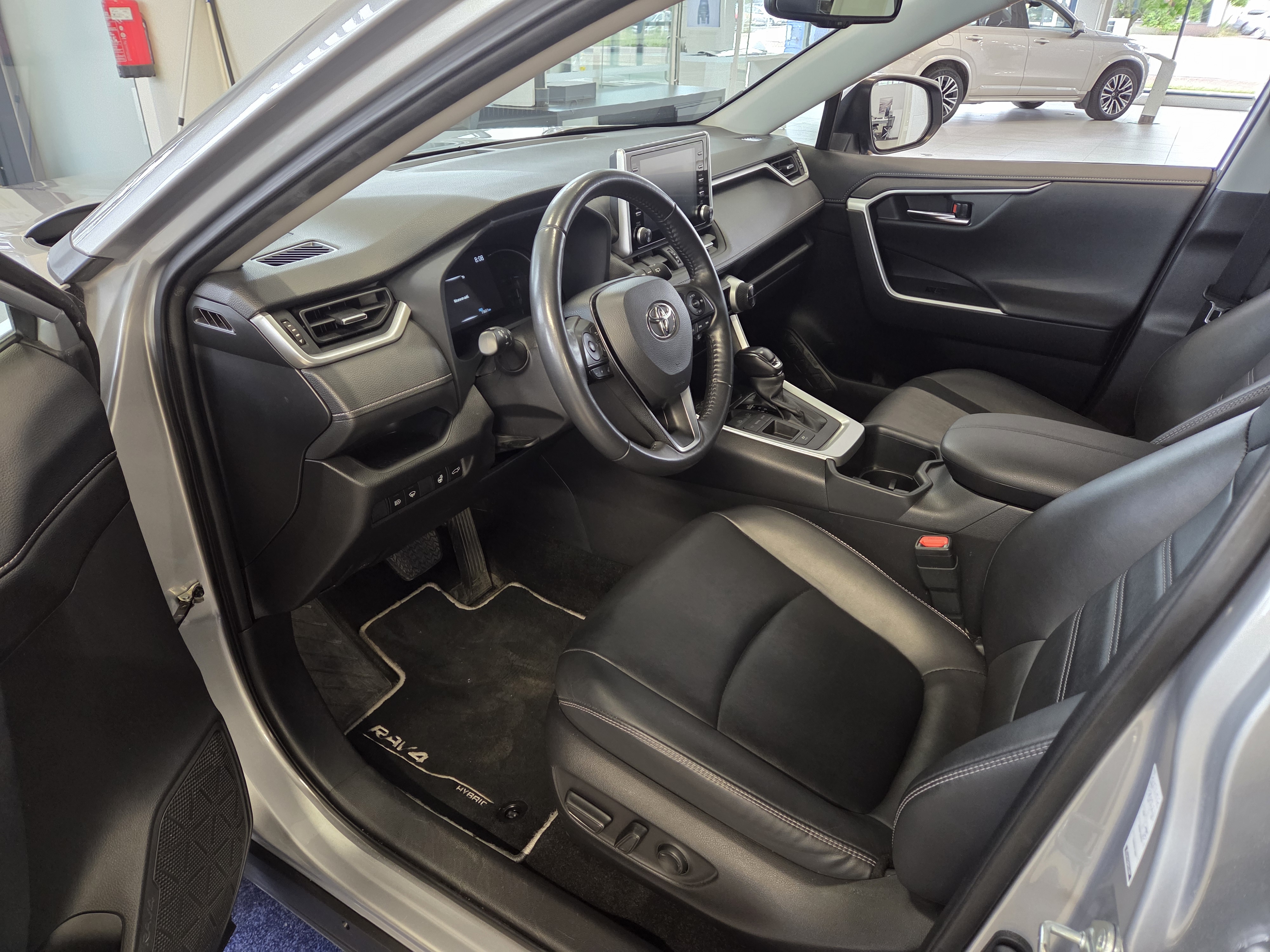 Toyota RAV4 2,5 HYBRID BUSINESS TAKUU 12KK/20TKM