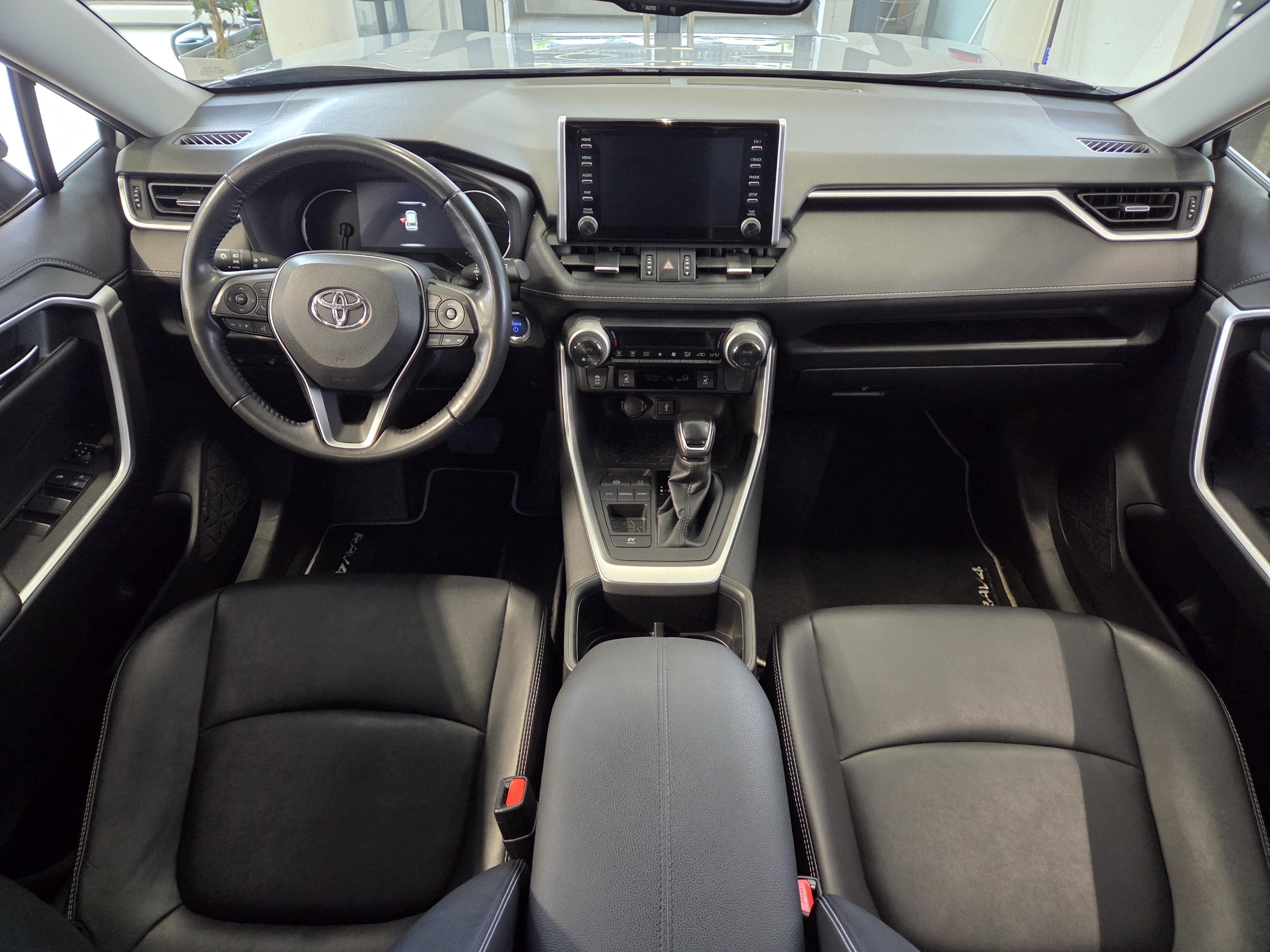 Toyota RAV4 2,5 HYBRID BUSINESS TAKUU 12KK/20TKM