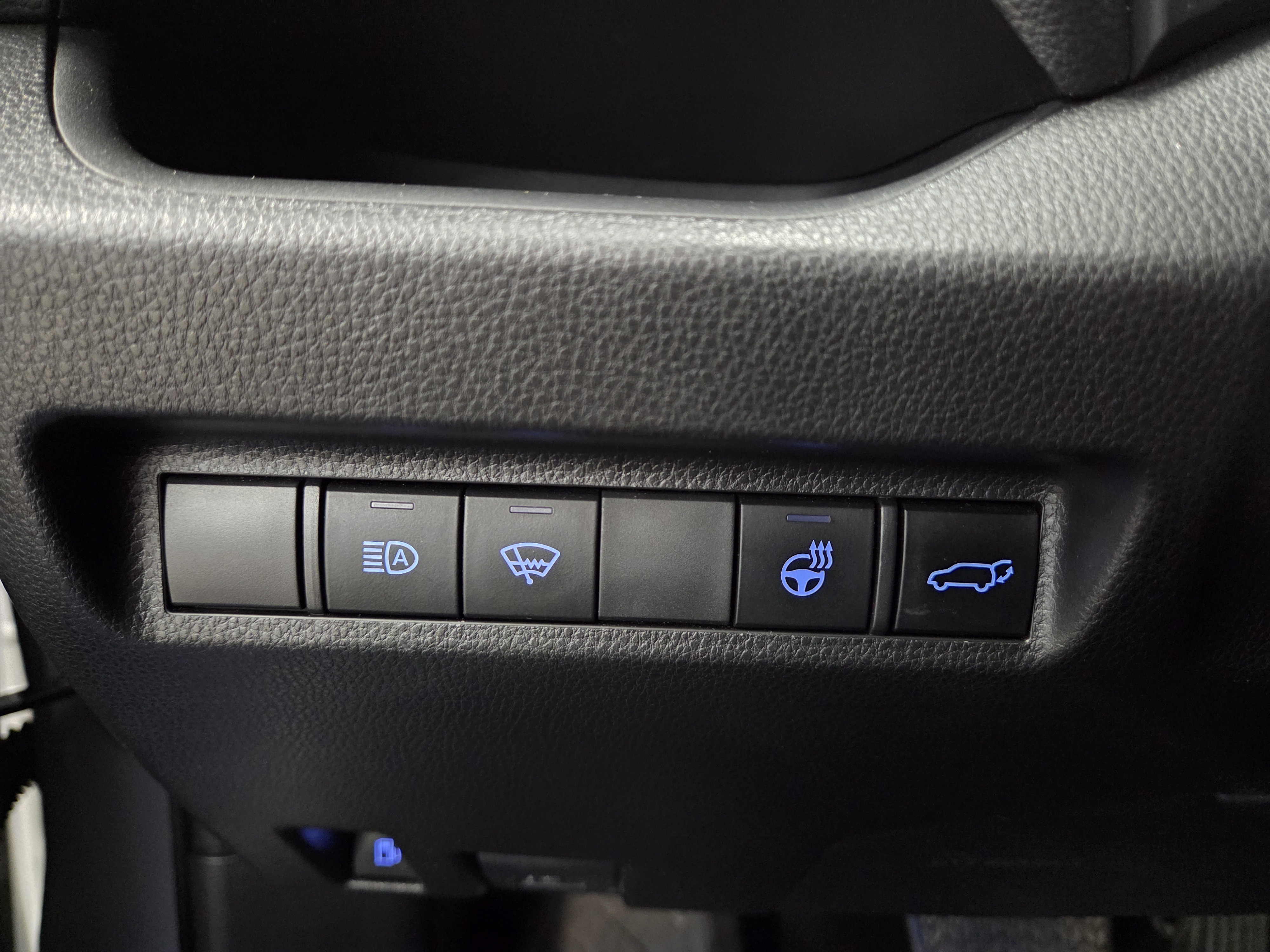 Toyota RAV4 2,5 HYBRID BUSINESS TAKUU 12KK/20TKM