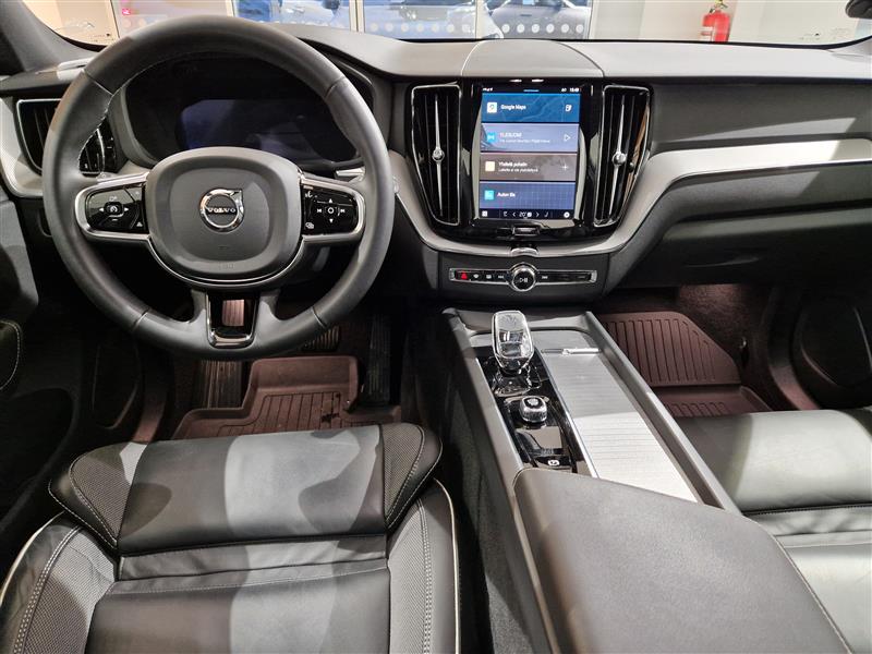 Volvo XC60 T8 AWD LONG RANGE HIGH PERFORMANCE PLUS DARK AUT