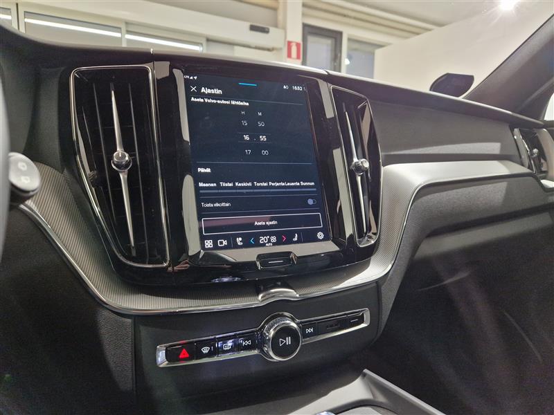 Volvo XC60 T8 AWD LONG RANGE HIGH PERFORMANCE PLUS DARK AUT