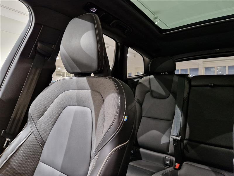 Volvo XC60 T8 AWD LONG RANGE HIGH PERFORMANCE PLUS DARK AUT