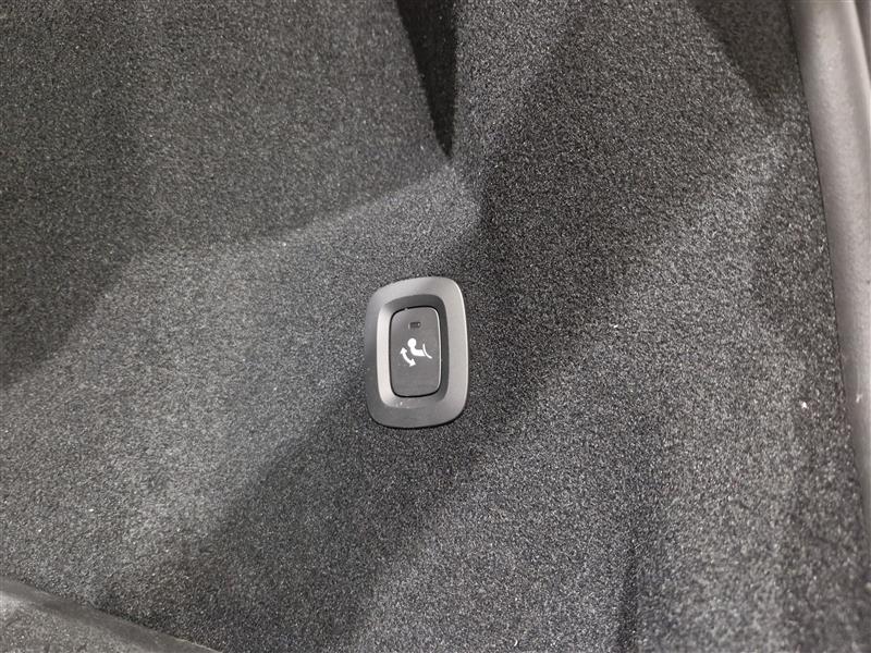 Volvo XC60 T8 AWD LONG RANGE HIGH PERFORMANCE PLUS DARK AUT