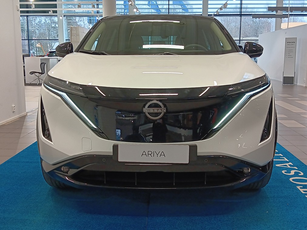 Nissan ARIYA 63KWH EVOLVE 2WD
