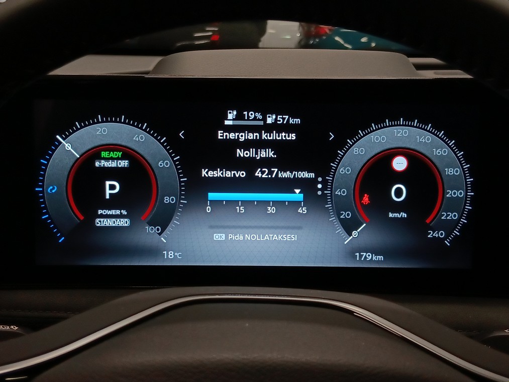 Nissan ARIYA 63KWH EVOLVE 2WD