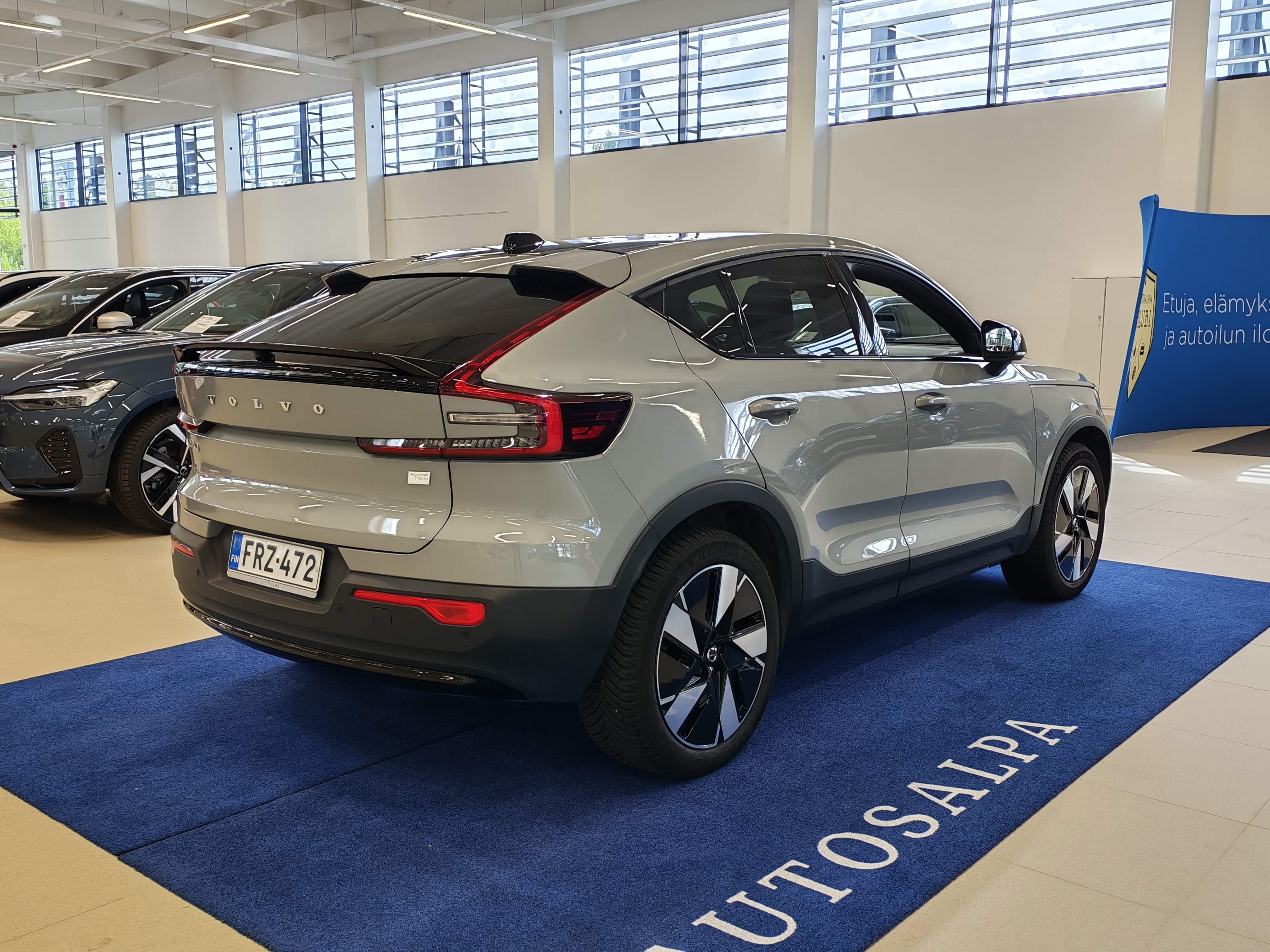 Volvo C40 2024, photo 3/20