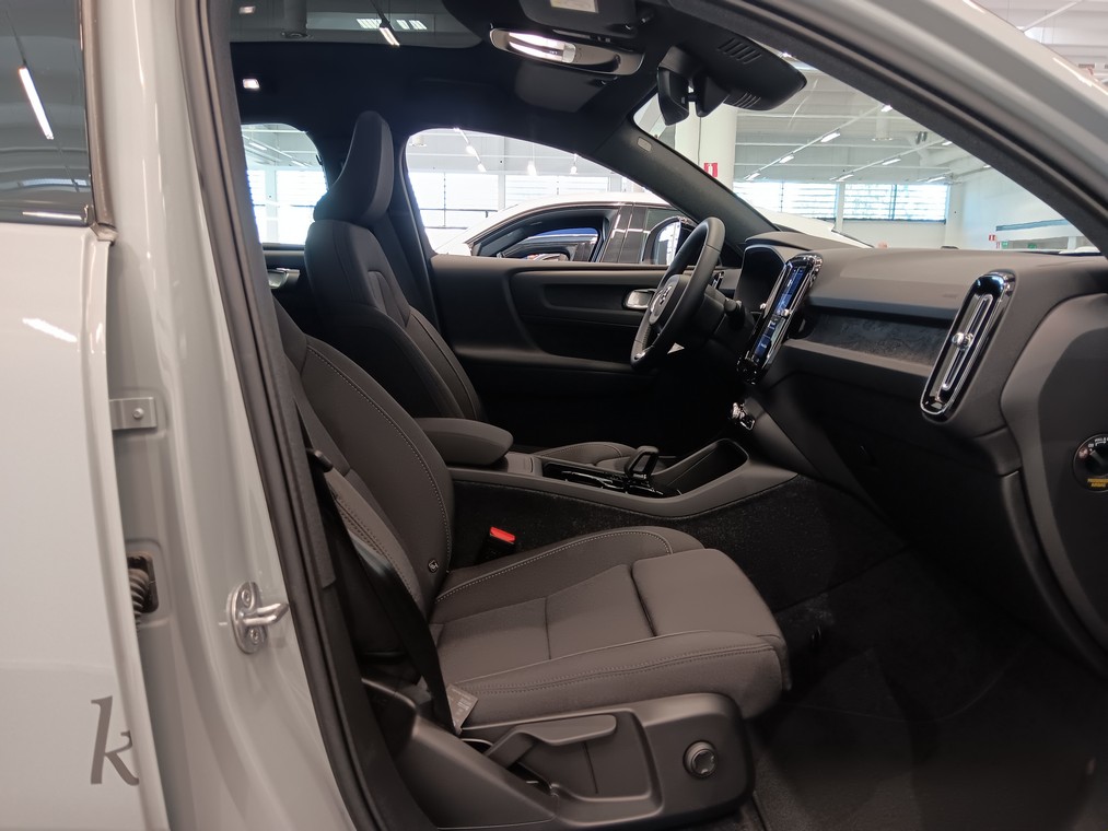 Volvo C40 RECHARGE SINGLE PLUS