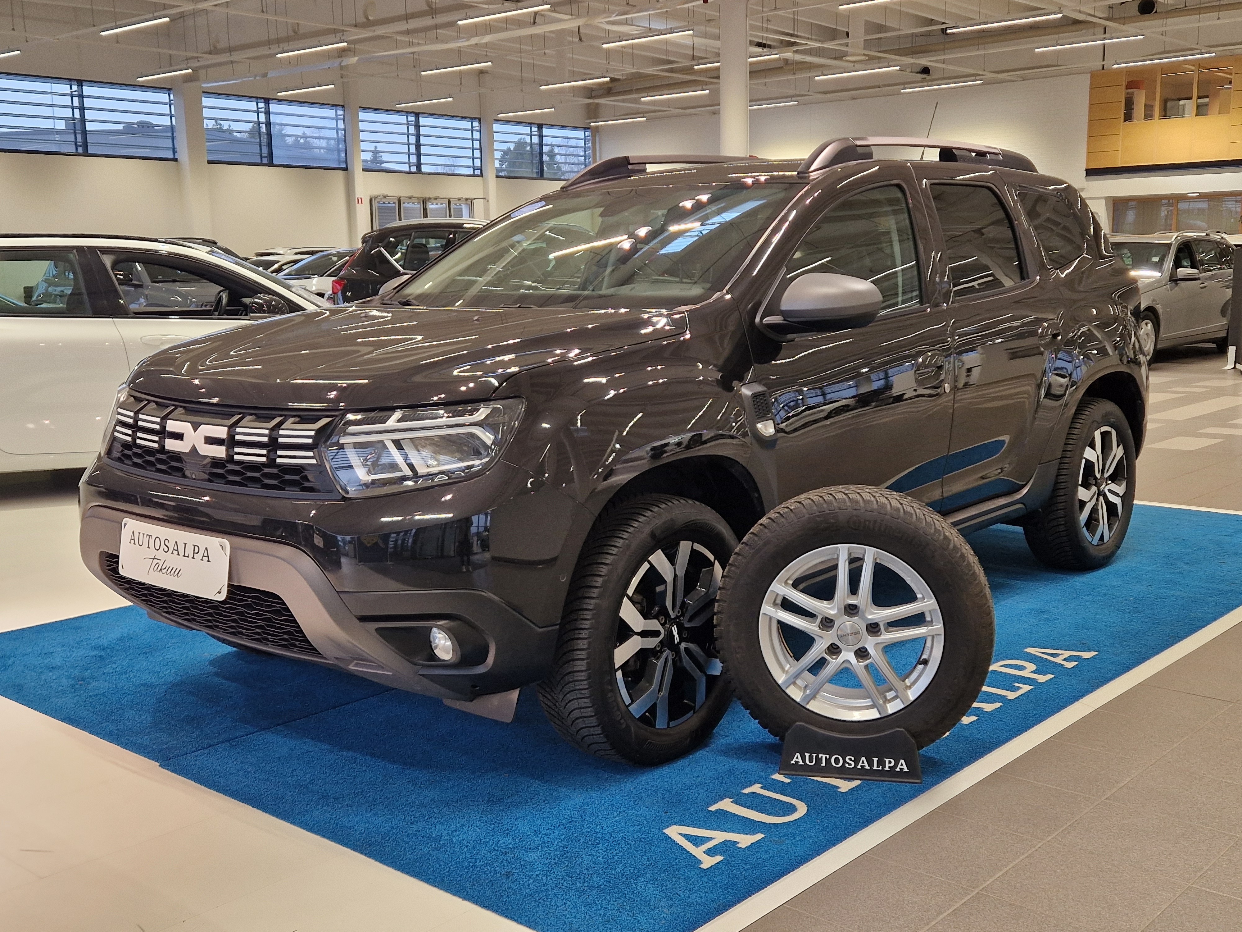 Dacia DUSTER BLUE DCI 115 4X4 JOURNEY TAKUU 24KK/40TKM