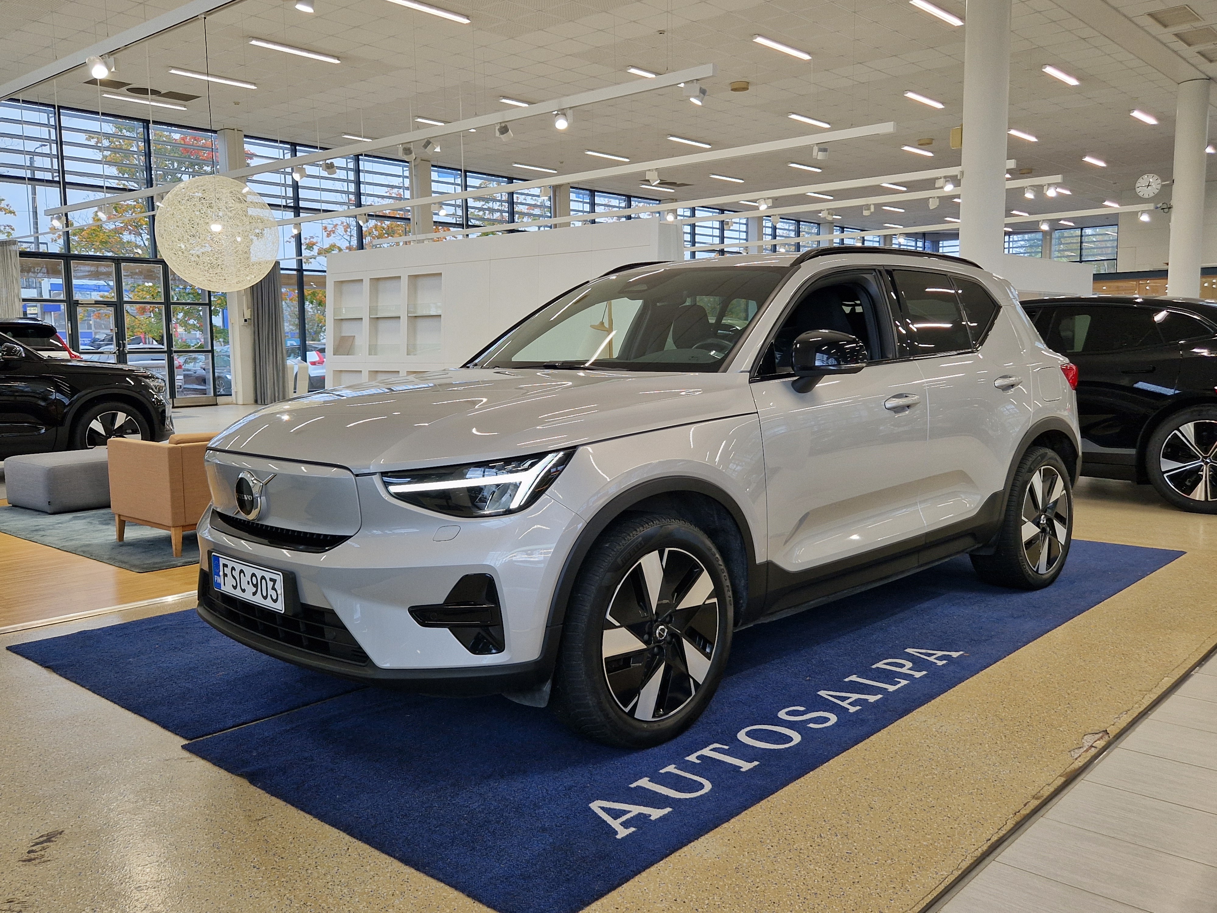 Volvo XC40 RECHARGE SINGLE CORE TAKUU 24KK/40TKM.