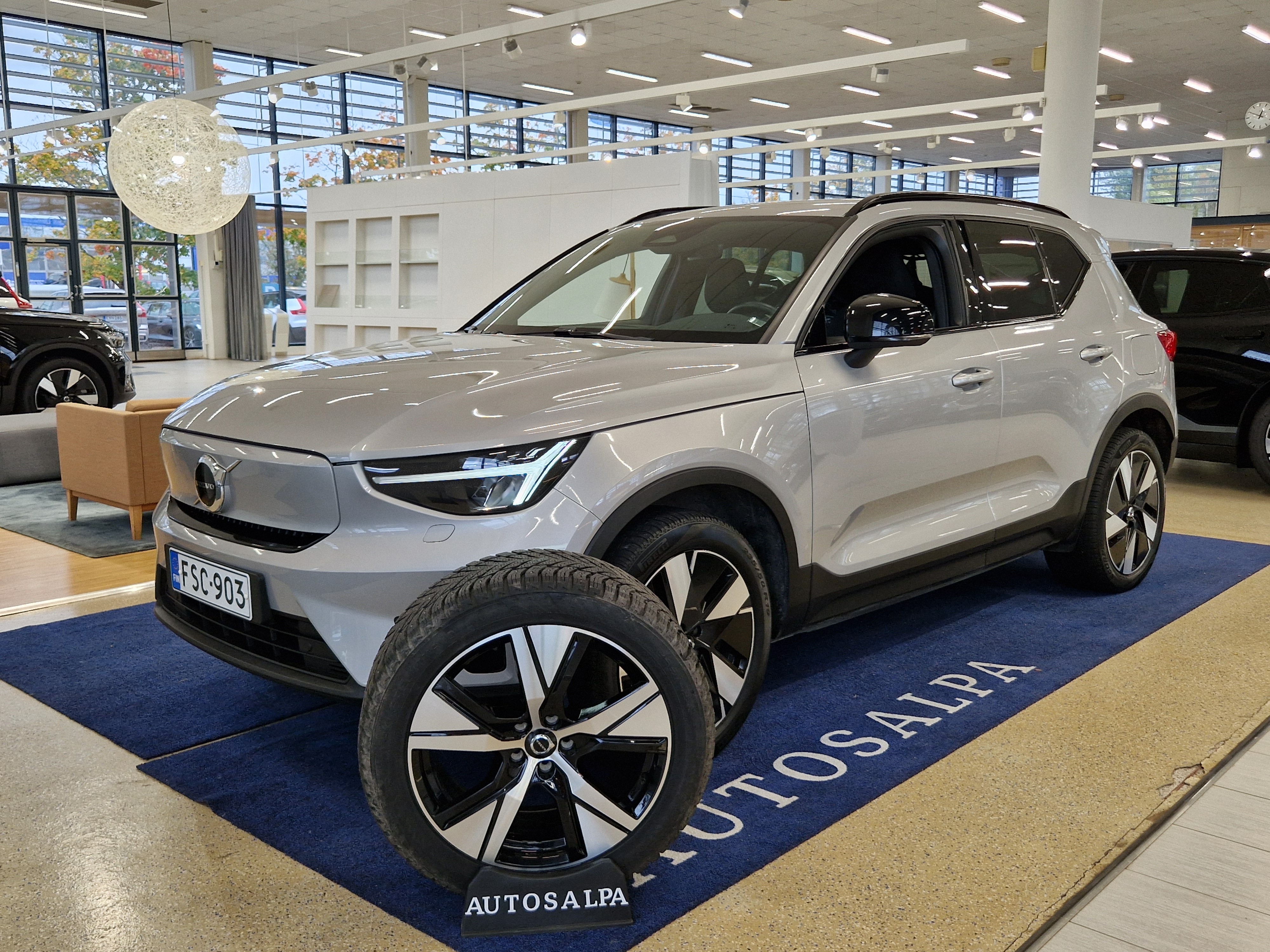 Volvo XC40 RECHARGE SINGLE CORE TAKUU 24KK/40TKM.