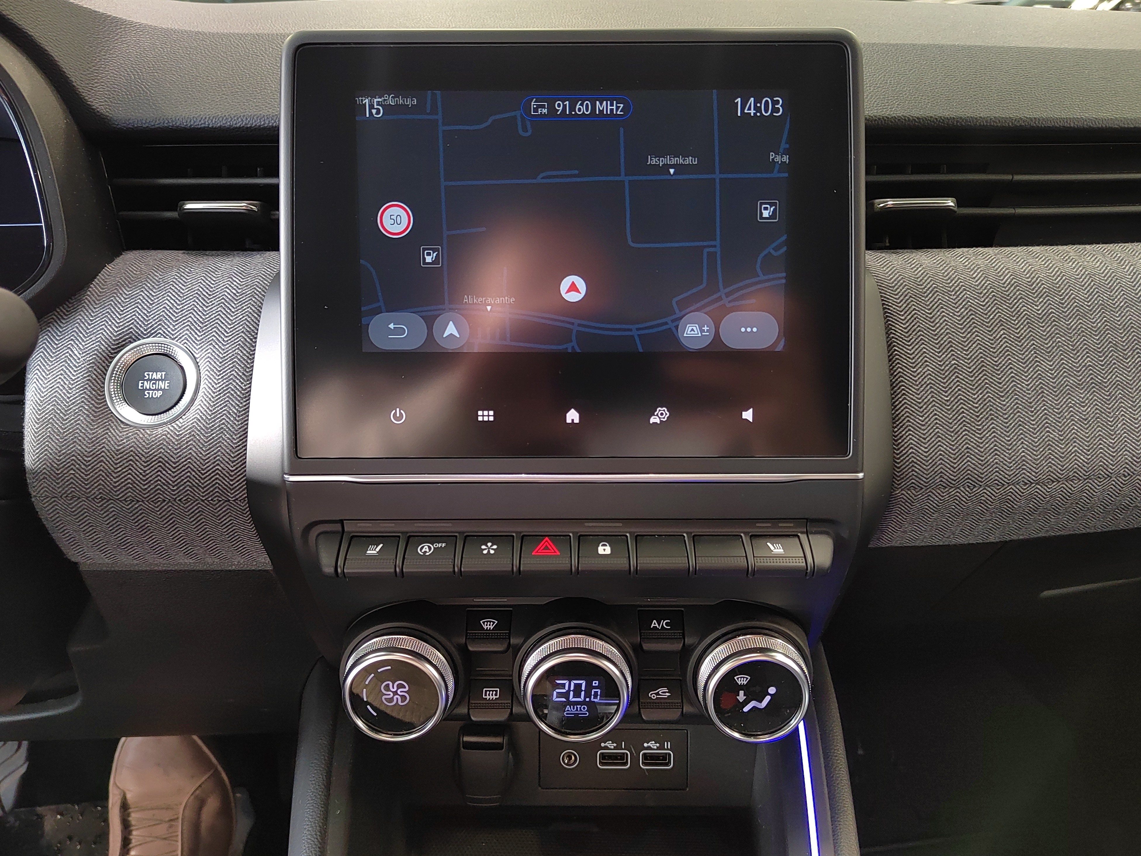 Renault CLIO TCE 90 TECHNO