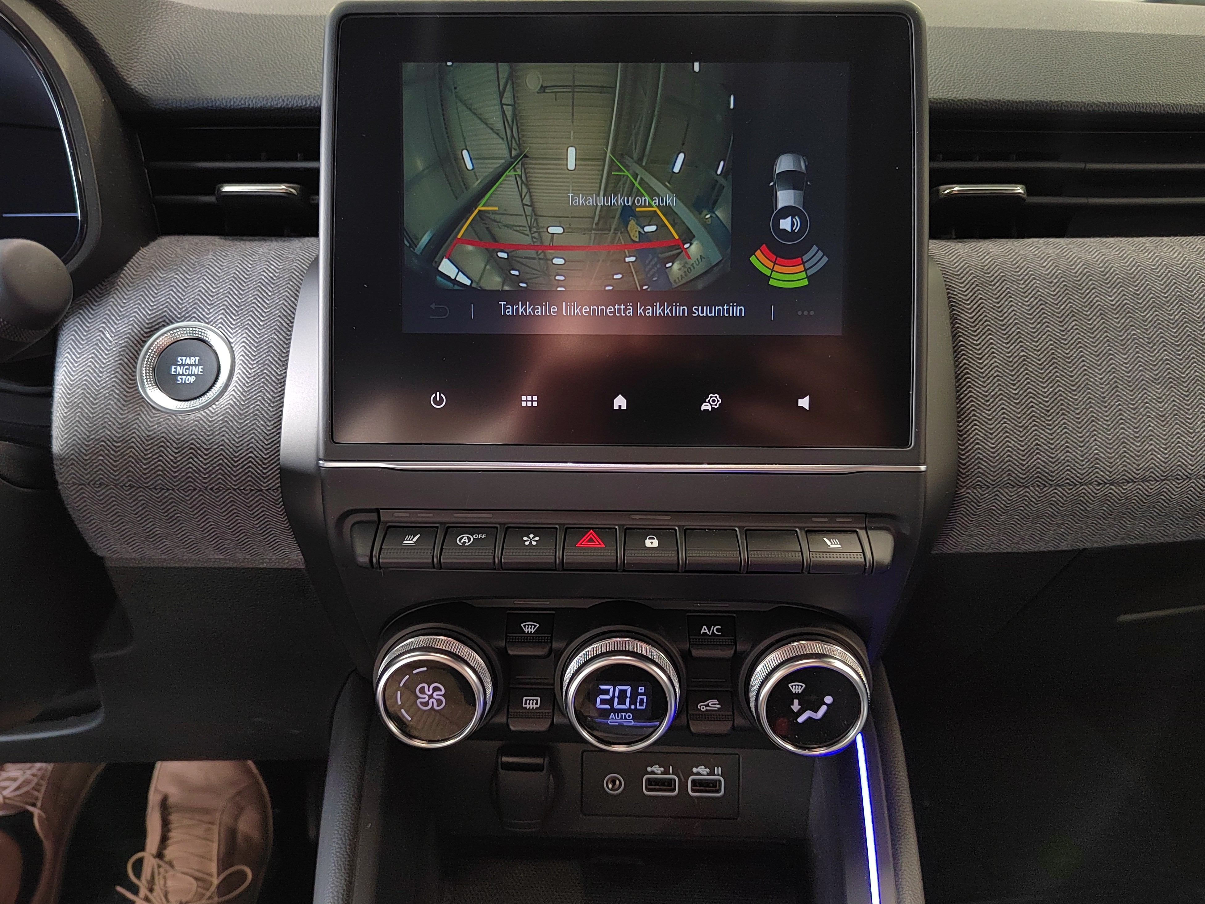 Renault CLIO TCE 90 TECHNO