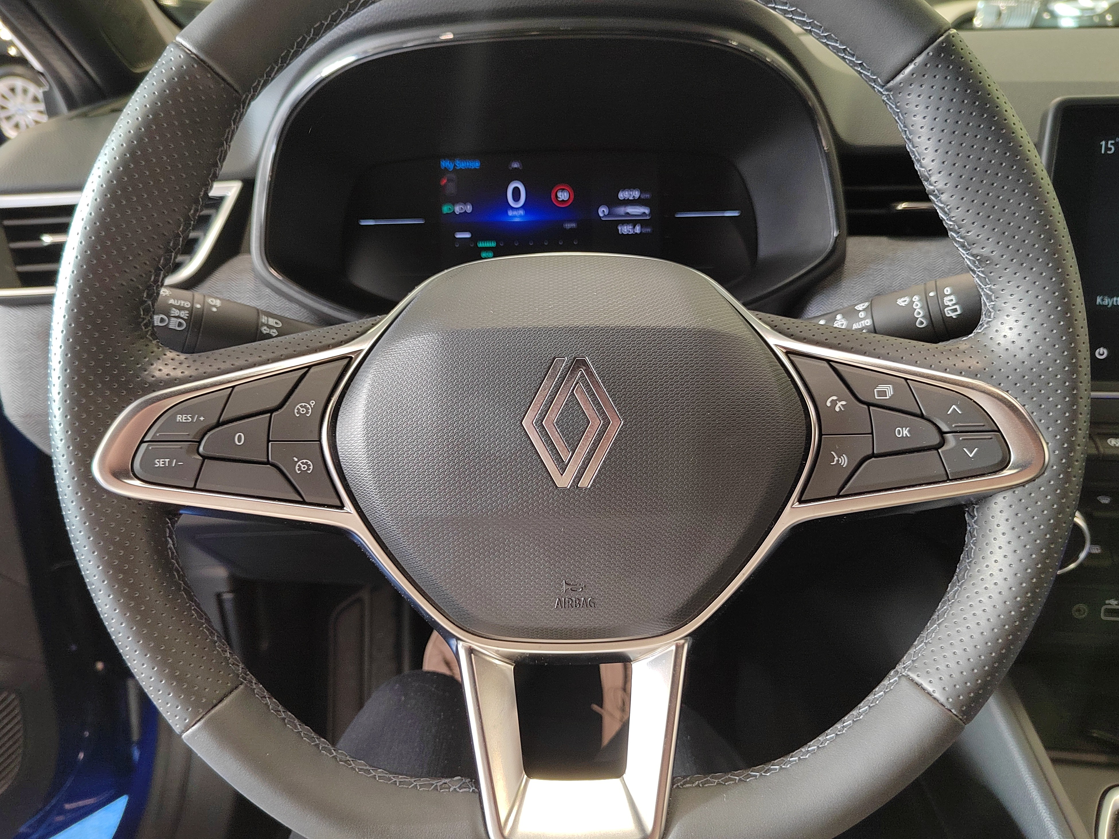 Renault CLIO TCE 90 TECHNO