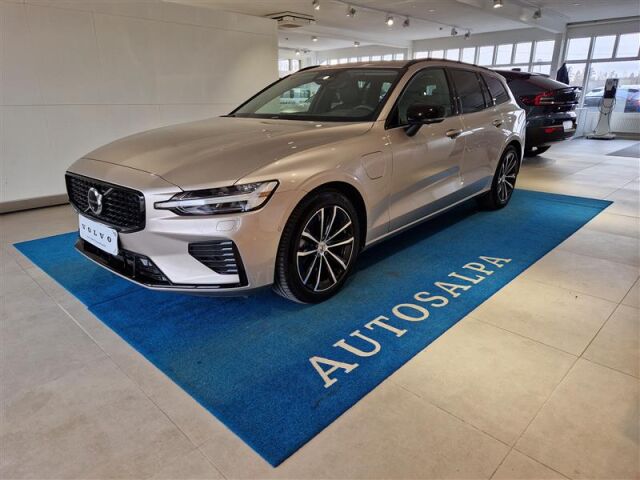 volvo V60 T6 AWD LONG RANGE PLUS PRO DARK AUT