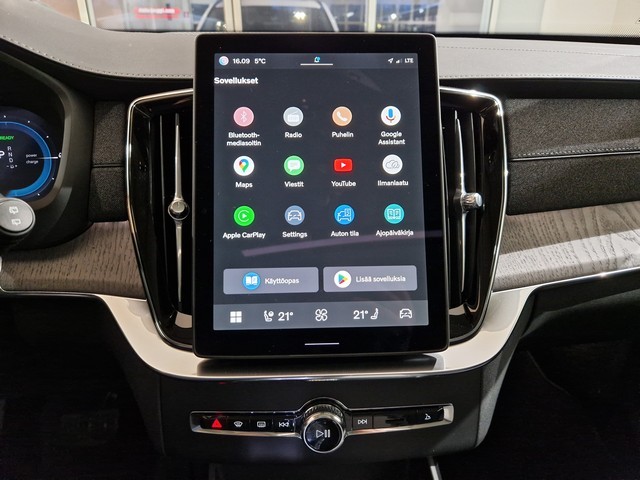 Volvo XC90 T8 AWD LONG RANGE ULTRA DARK.