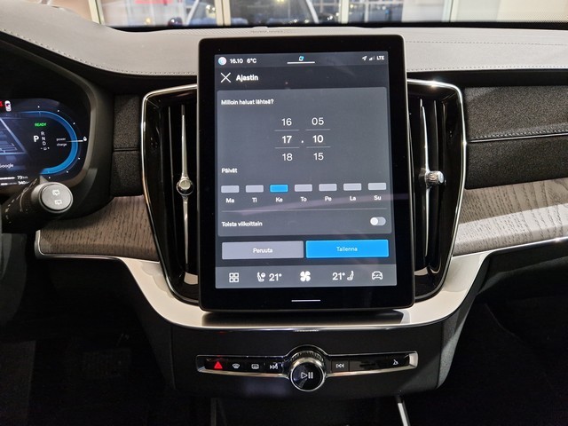 Volvo XC90 T8 AWD LONG RANGE ULTRA DARK.