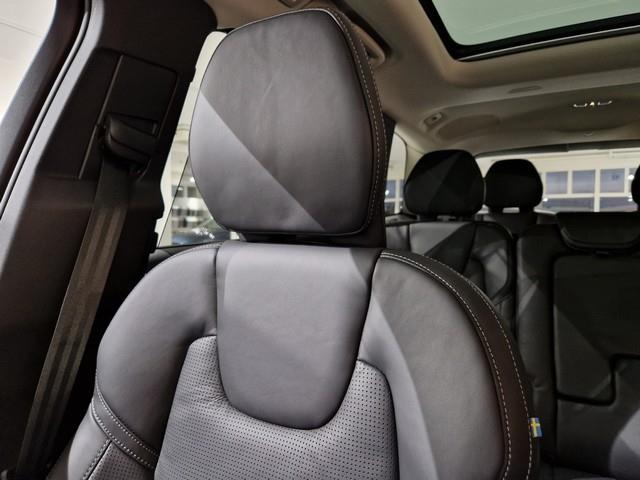 Volvo XC90 T8 AWD LONG RANGE ULTRA DARK
