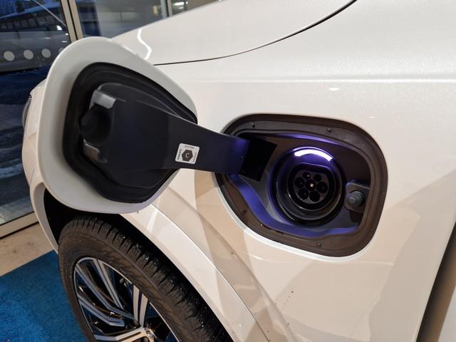 Volvo XC90 T8 AWD LONG RANGE ULTRA DARK