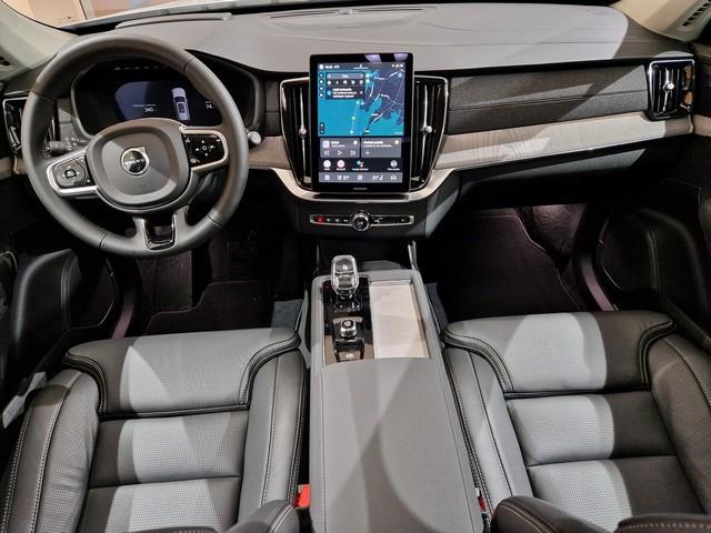 Volvo XC90 T8 AWD LONG RANGE ULTRA DARK