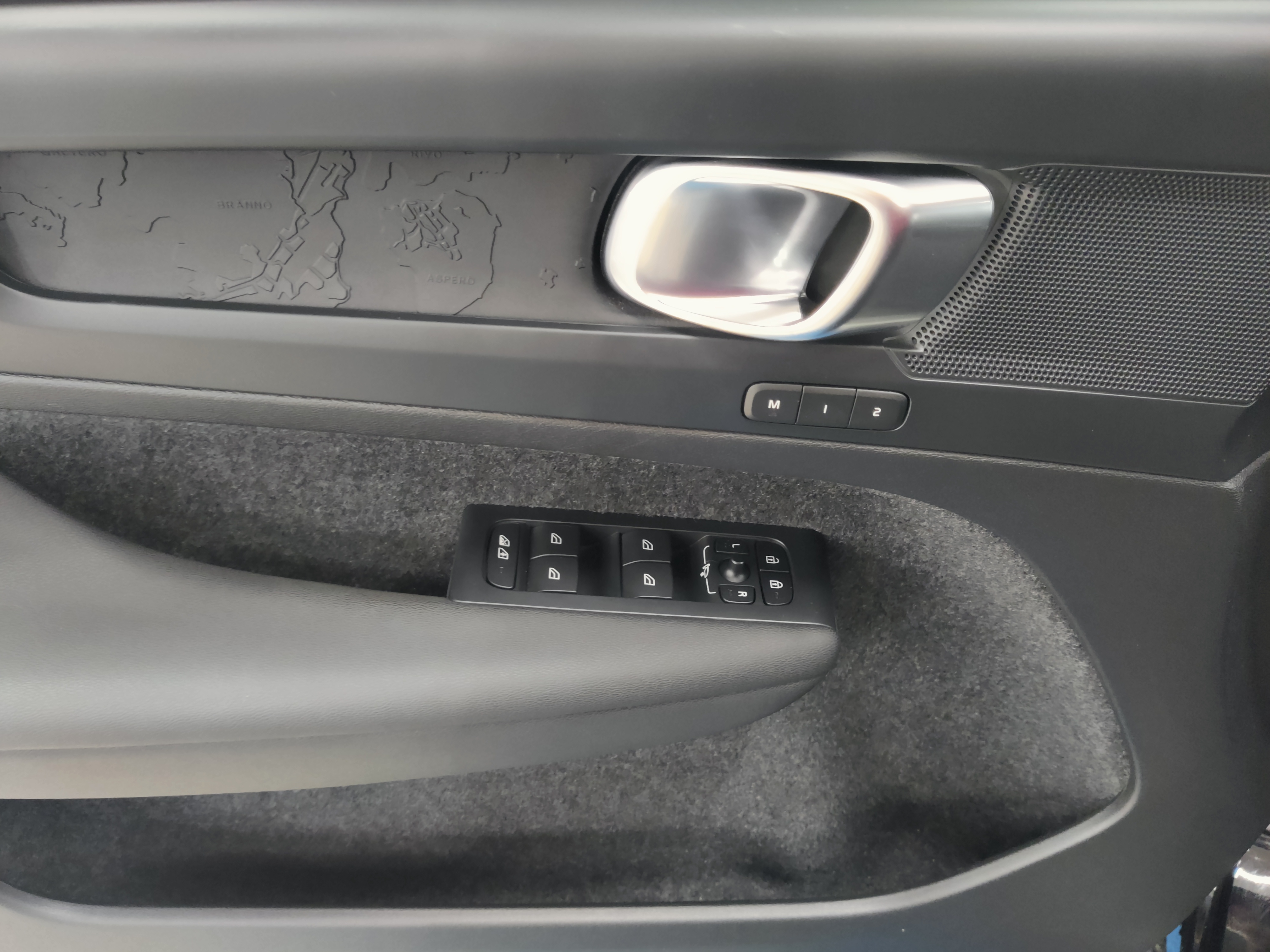 Volvo XC40 RECHARGE PLUS TAKUU 24KK/40TKM