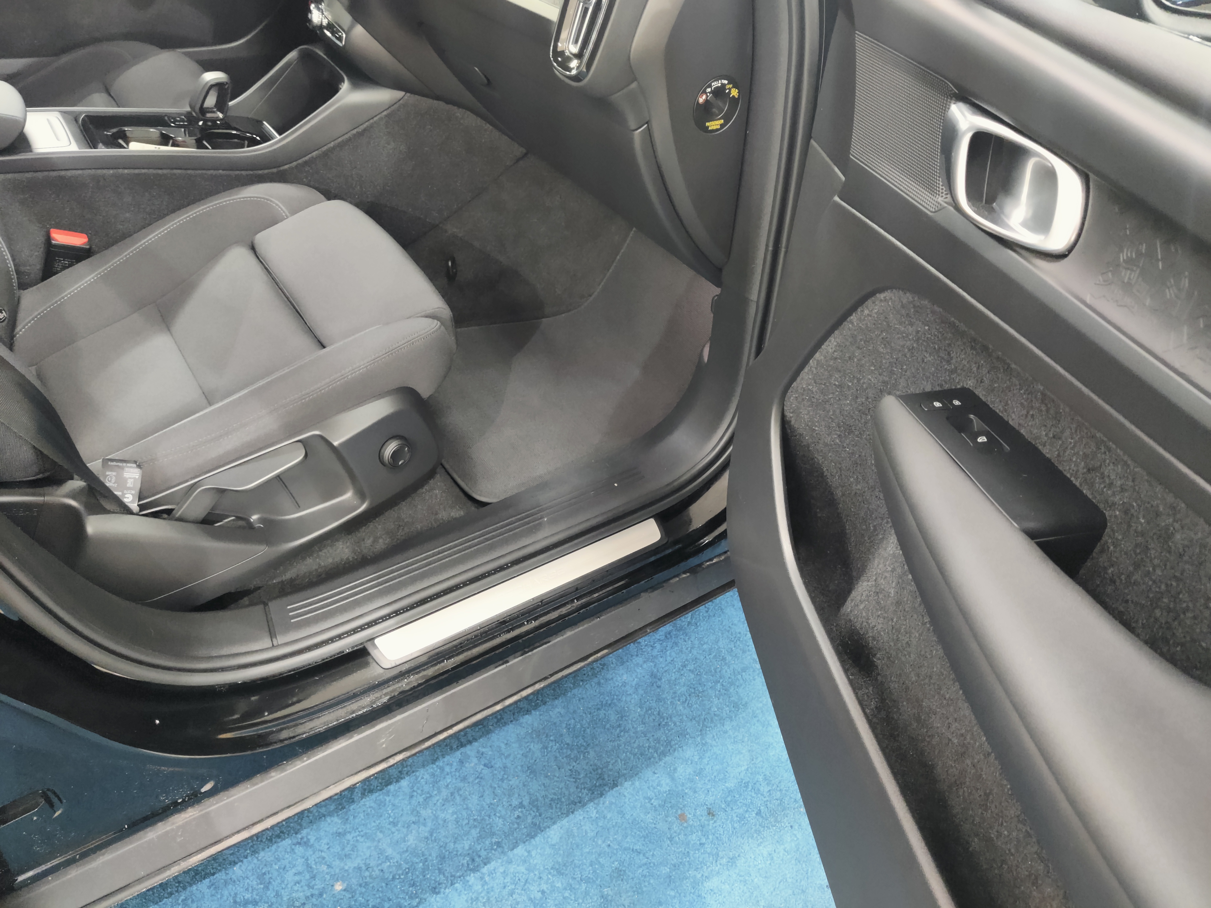 Volvo XC40 RECHARGE PLUS TAKUU 24KK/40TKM