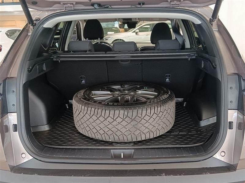 Hyundai TUCSON 1.6 T-GDI 265 HV PLUG-IN 4WD 6AT PREMIUM