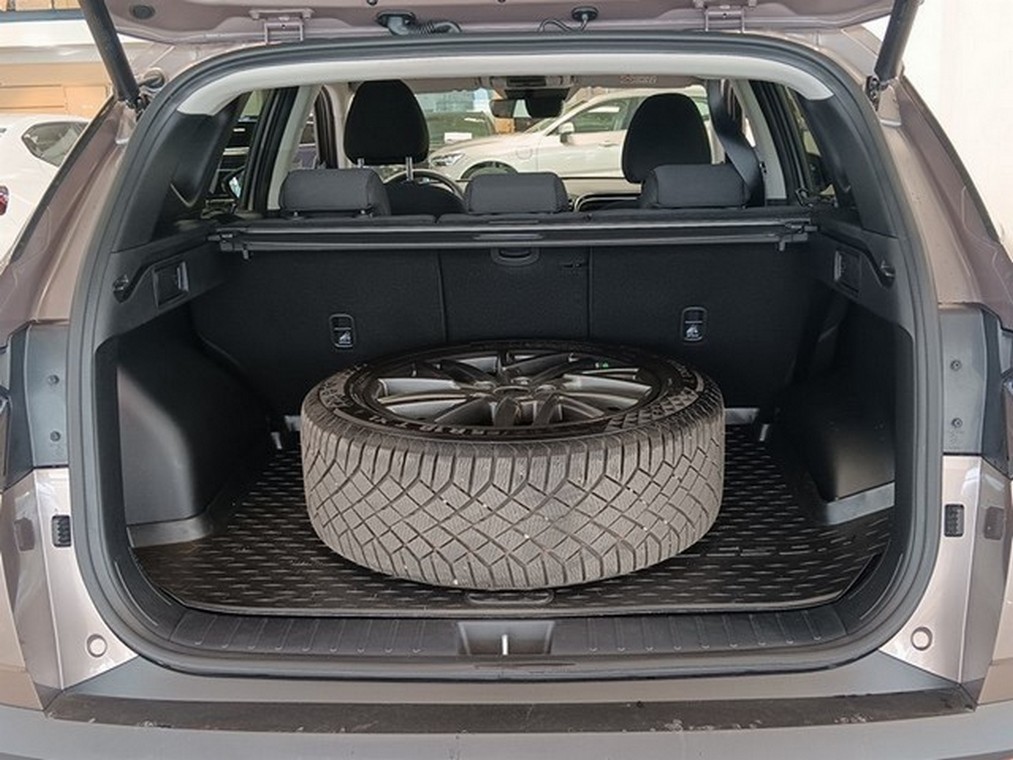 Hyundai TUCSON 1.6 T-GDI 265 HV PLUG-IN 4WD 6AT PREMIUM
