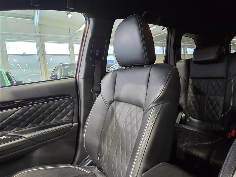 Mitsubishi OUTLANDER PHEV INSTYLE 4WD 5P