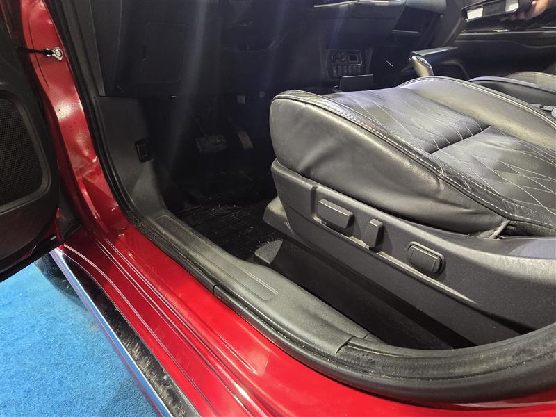 Mitsubishi OUTLANDER PHEV INSTYLE 4WD 5P