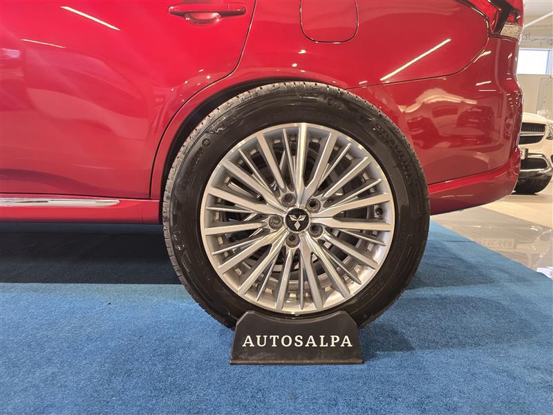 Mitsubishi OUTLANDER PHEV INSTYLE 4WD 5P