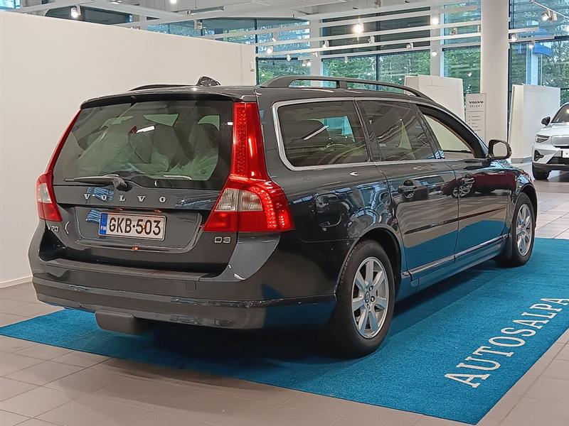 Volvo V70 D3 MOMENTUM S/S AUT