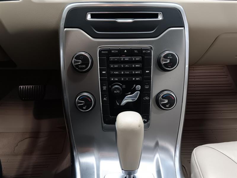 Volvo V70 D3 MOMENTUM S/S AUT