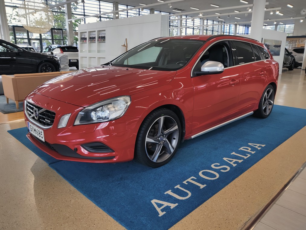 Volvo V60 D2 R-DESIGN AUT